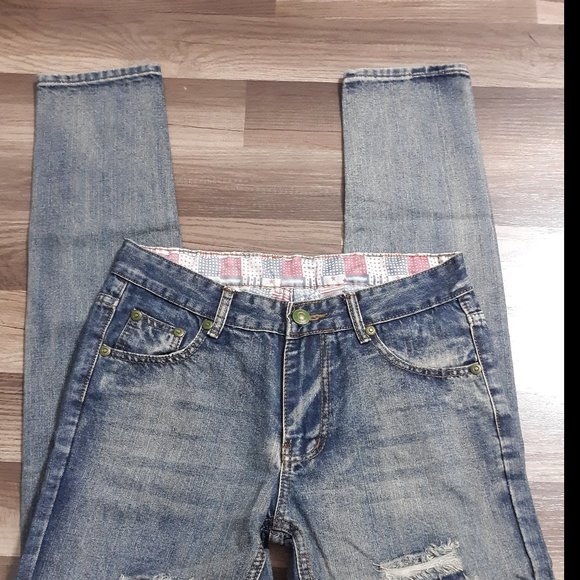 #618 NWT MenFashion Jeans Quality Collection Ripped Distressed Jeans. - Picture 5 of 12